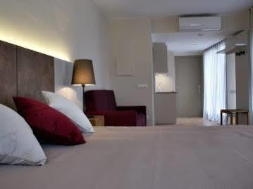 Aparthotel K Figueres  Kültér fotó